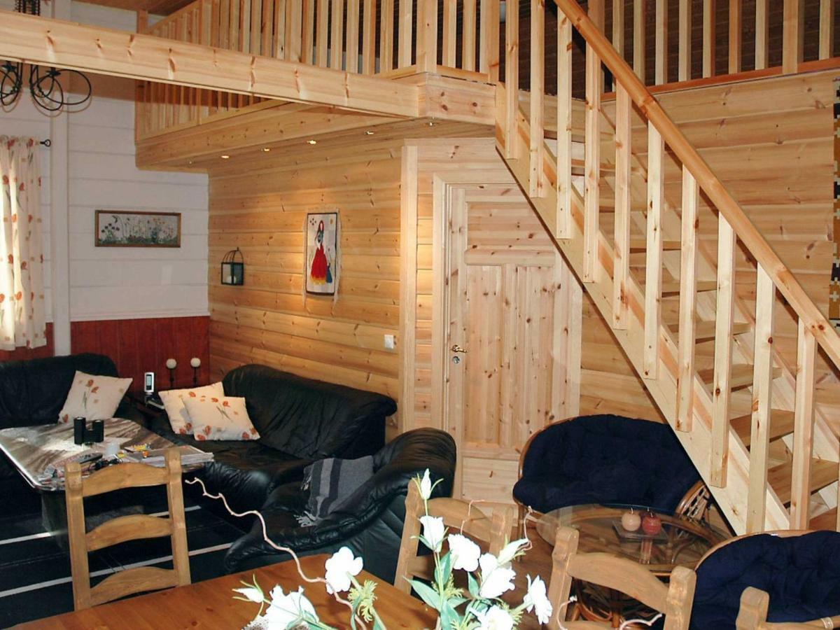 Three-Bedroom Holiday Home In Isfjorden Torvik Exteriör bild